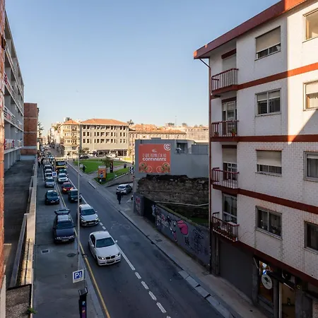 Host Wise - Spacious Comfortable Apartment - Balcony Porto Exterior photo