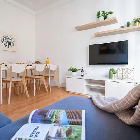 Host Wise - Spacious Comfortable Apartment - Balcony Porto Exterior photo