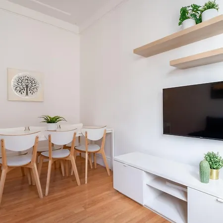 Host Wise - Spacious Comfortable Apartment - Balcony Porto Exterior photo
