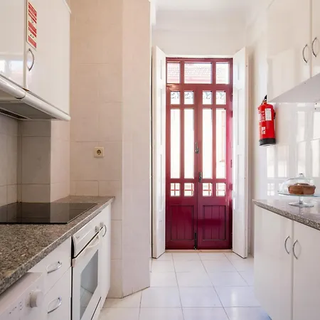 Host Wise - Spacious Comfortable Apartment - Balcony Porto Exterior photo