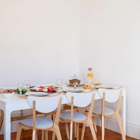 Host Wise - Spacious Comfortable Apartment - Balcony Porto Exterior photo