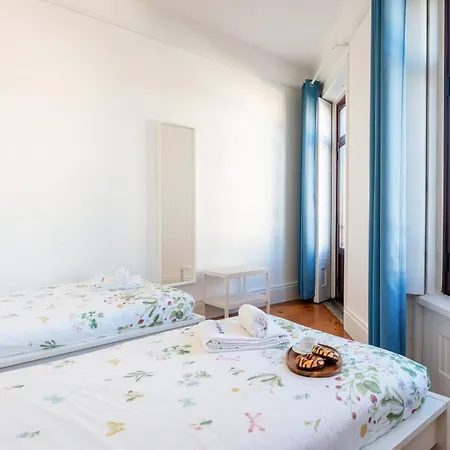 Host Wise - Spacious Comfortable Apartment - Balcony Porto Exterior photo