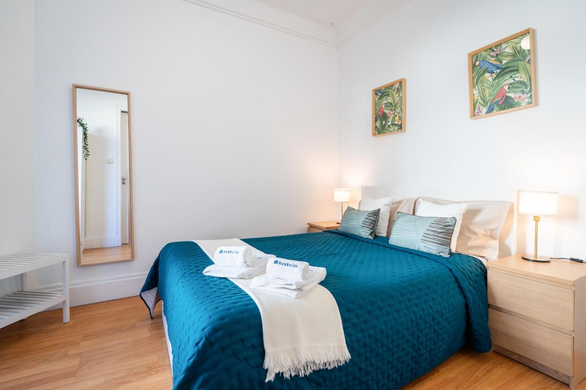 Apartment Host Wise - Spacious Comfortable - Balcony *